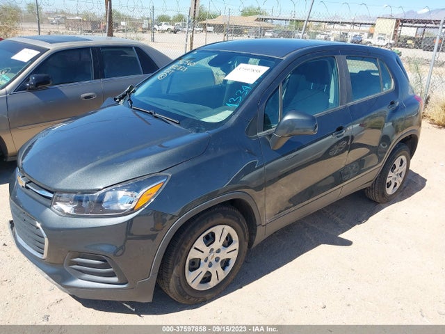 Chevrolet TRAX LS 2019 3GNCJKSB5KL113444 Image 2