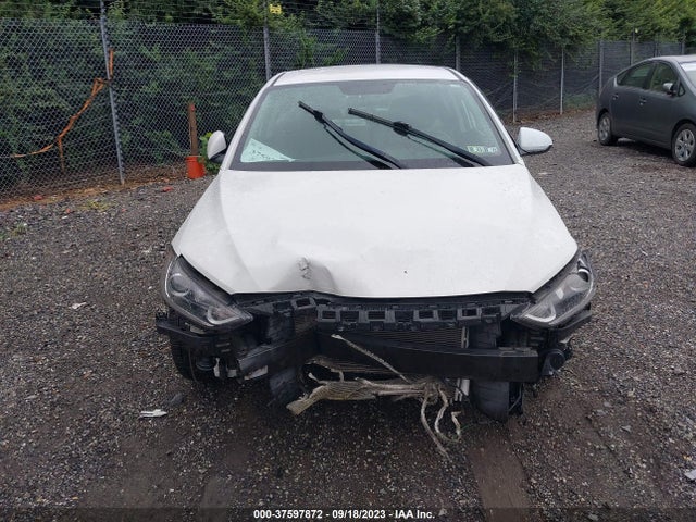 Hyundai ELANTRA SE 2017 5NPD84LF1HH023951 Image 11