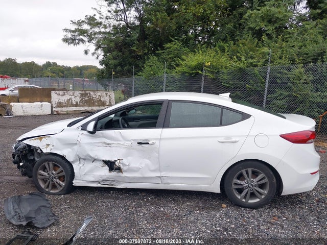 Hyundai ELANTRA SE 2017 5NPD84LF1HH023951 Image 13