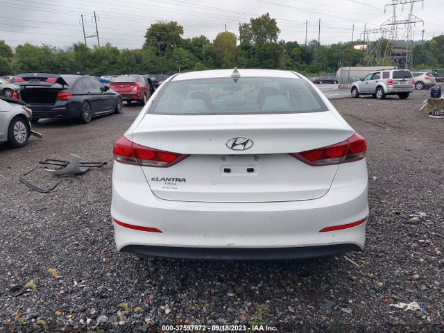Hyundai ELANTRA SE 2017 5NPD84LF1HH023951 Image 15