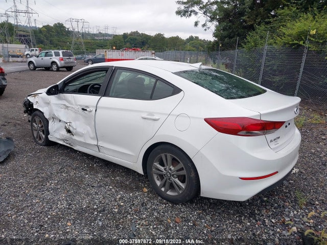 Hyundai ELANTRA SE 2017 5NPD84LF1HH023951 Image 3