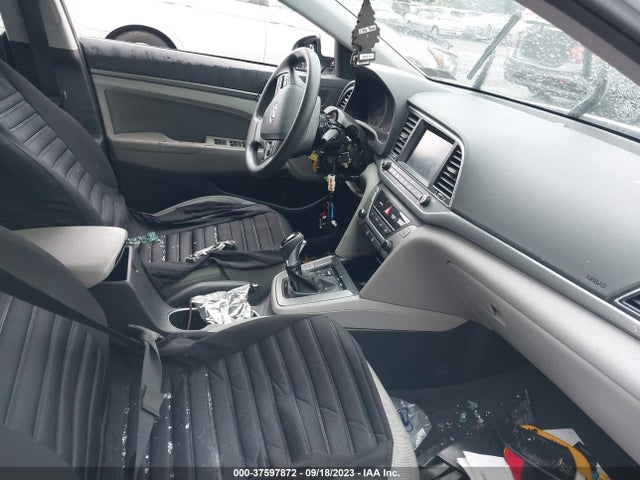 Hyundai ELANTRA SE 2017 5NPD84LF1HH023951 Image 5