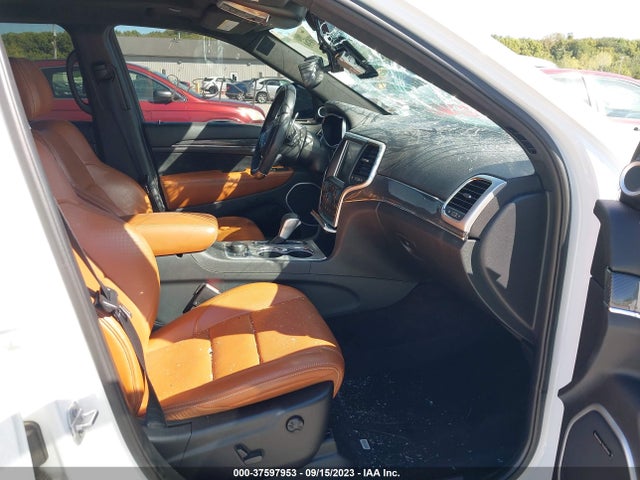 2016 JEEP GRAND CHEROKEE SRT VIN: 1C4RJFDJ5GC301026