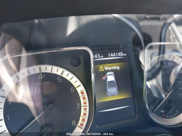 1N6AA1E57HN528321 Nissan Titan Sl