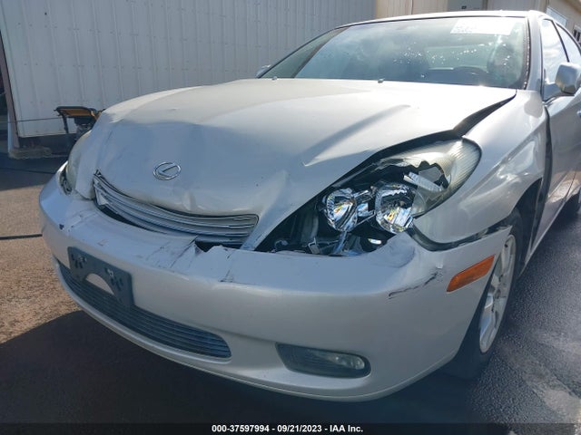 2004 LEXUS ES 330 VIN: JTHBA30G645047870