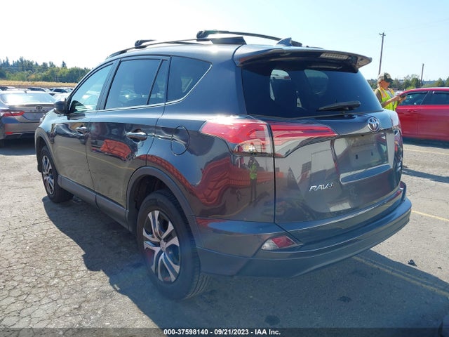 Toyota RAV4 LE 2017 2T3BFREV0HW567462 Image 3