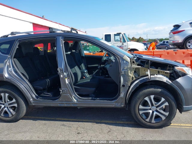 Toyota RAV4 LE 2017 2T3BFREV0HW567462 Image 6