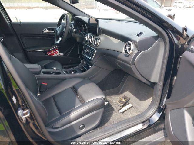 WDCTG4GB5KJ587679 Mercedes-Benz Gla Gla 250