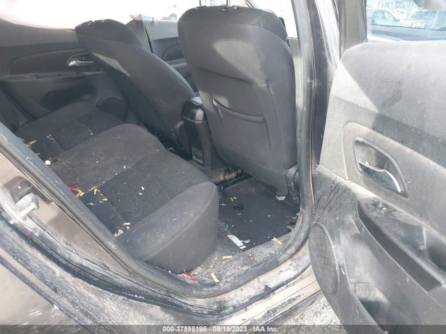 Chevrolet Cruze 1lt 2014 1G1PC5SB1E7277605 Image 8