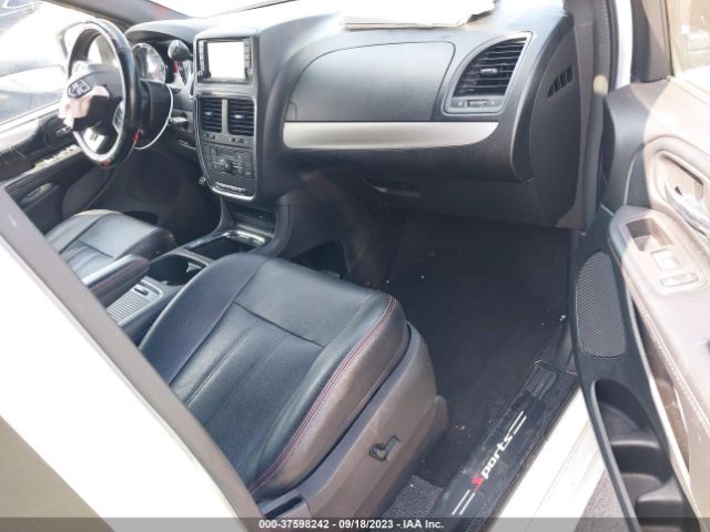 2C4RDGEG6KR662099 Dodge Grand Caravan Gt
