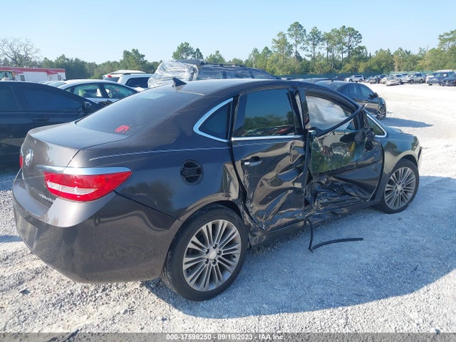 1G4PS5SK6E4215298 Buick Verano Leather Group