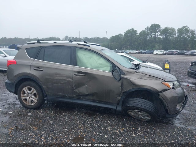 Toyota RAV4 LE 2014 JTMBFREV8E5029286 Image 13