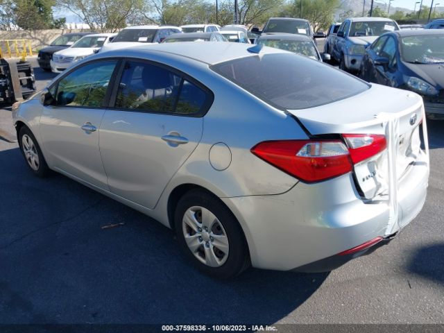 KNAFK4A69G5577604 KIA FORTE LX