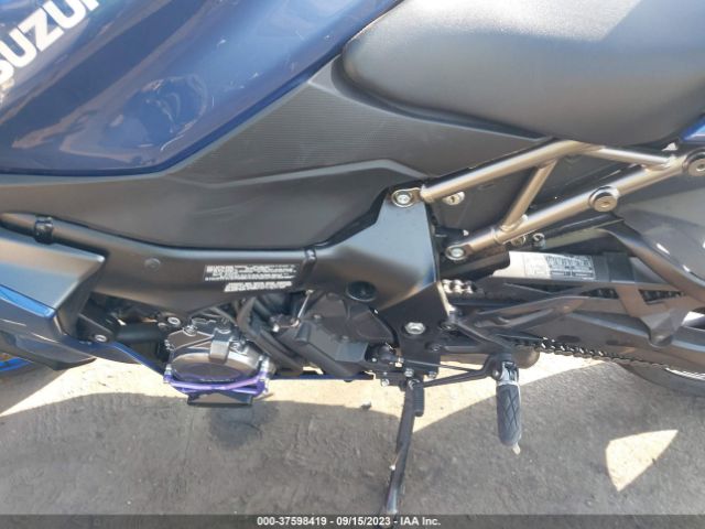 2022 SUZUKI GSX1000 JS1EK12D0N7100050 Photo 8
