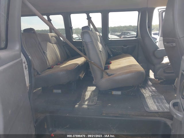 2016 CHEVROLET EXPRESS 3500 LT VIN: 1GAZGPFG4G1287744