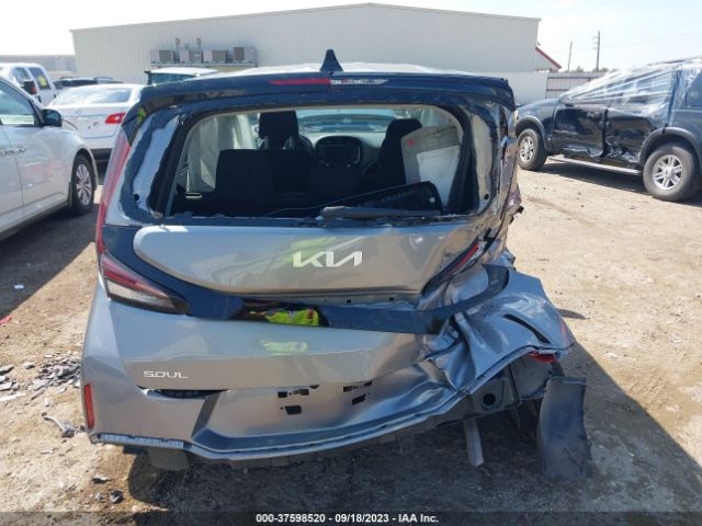 KNDJ23AU1P7862064 KIA SOUL LX