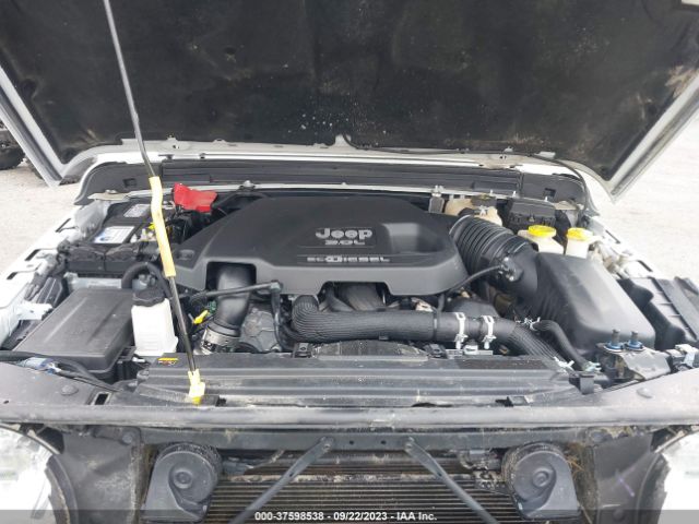 1C4HJXDM3MW670893 Jeep Wrangler Unlimited Sport S
