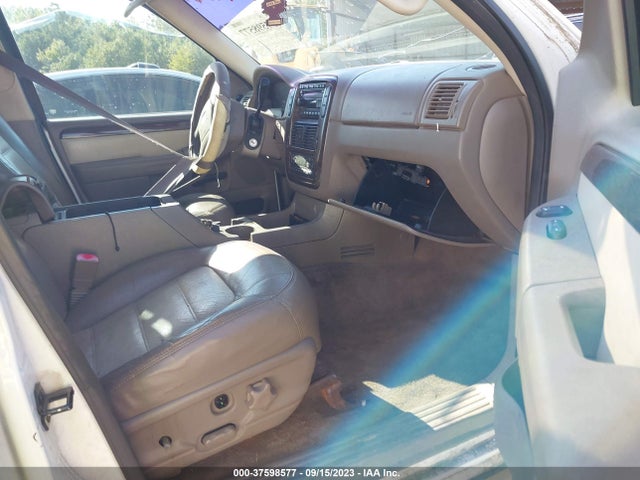 2005 FORD EXPLORER EDDIE BAUER VIN: 1FMDU64W15UB67423