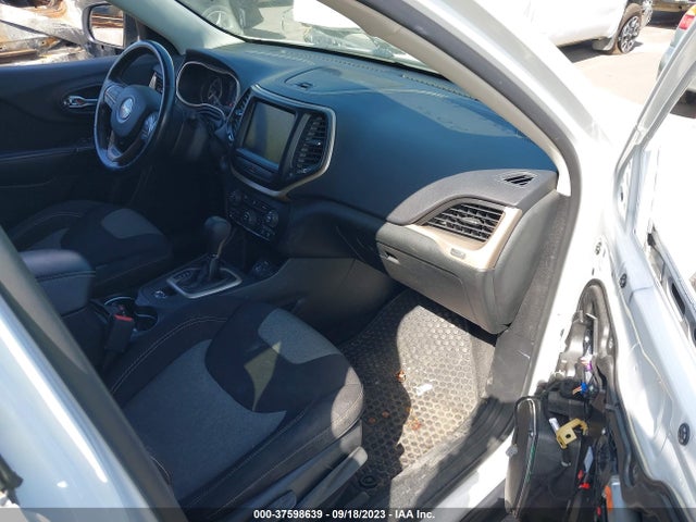 1C4PJLCBXEW322904 Jeep Cherokee Latitude
