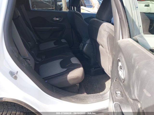 1C4PJLCBXEW322904 Jeep Cherokee Latitude