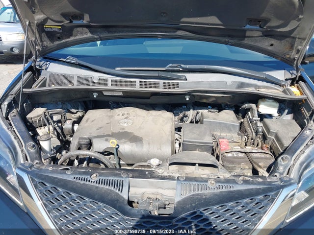 Toyota SIENNA SE 2017 5TDXZ3DC3HS766811 Image 10