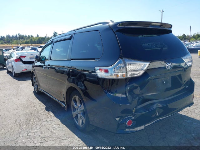 Toyota SIENNA SE 2017 5TDXZ3DC3HS766811 Image 3