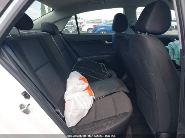 3KPA24AB8KE161082 KIA RIO S