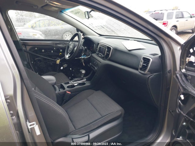 2018 KIA SPORTAGE LX VIN: KNDPM3AC2J7339140