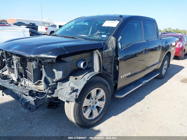 Nissan TITAN SV 2017 1N6AA1E64HN514501 Image 2