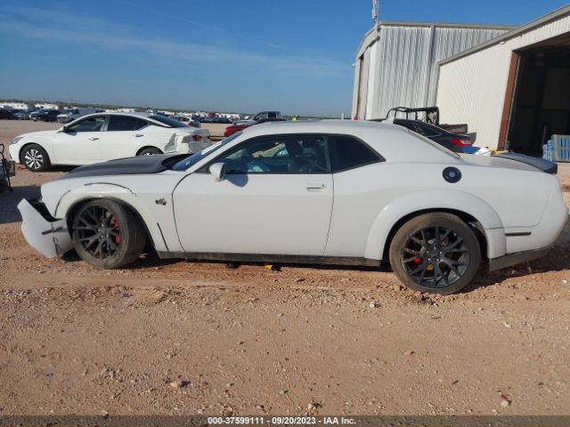 2C3CDZFJ9HH648888 Dodge Challenger R/t Scat Pack