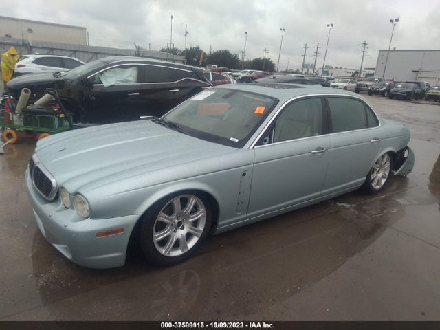 2008 JAGUAR XJ SAJWA82B38SH24726 Photo 1