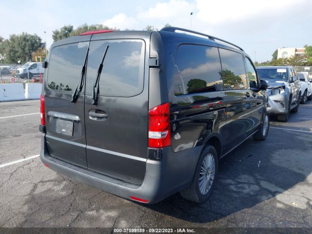 WD4PG2EE0K3517509 Mercedes-Benz METRIS PASSENGER VAN