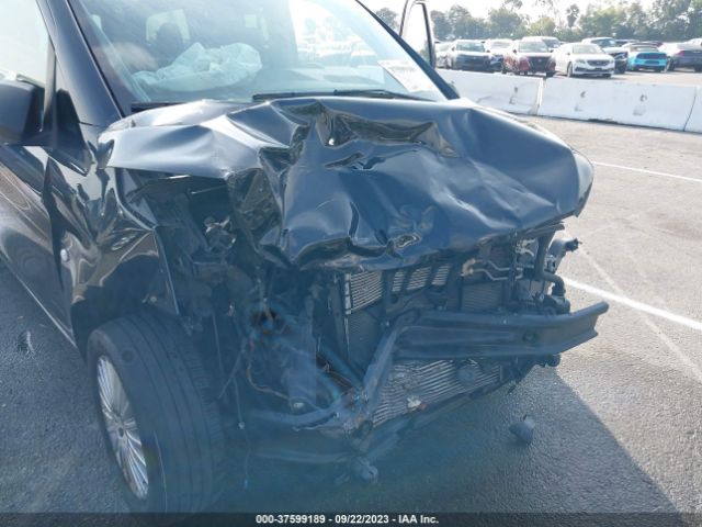 WD4PG2EE0K3517509 Mercedes-Benz METRIS PASSENGER VAN