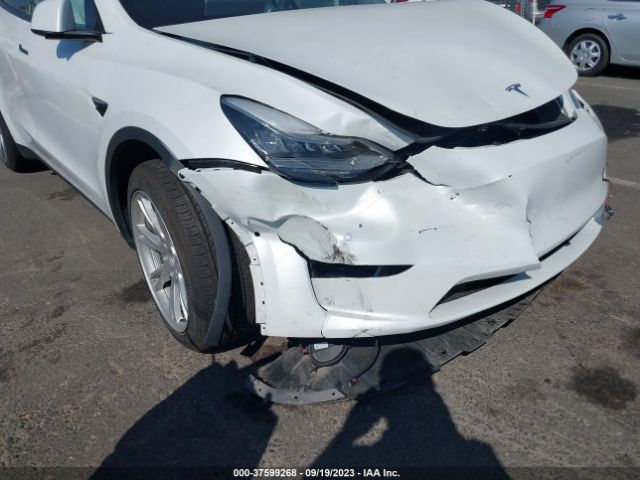 7SAYGDEE9NF353990 Tesla Model Y Long Range