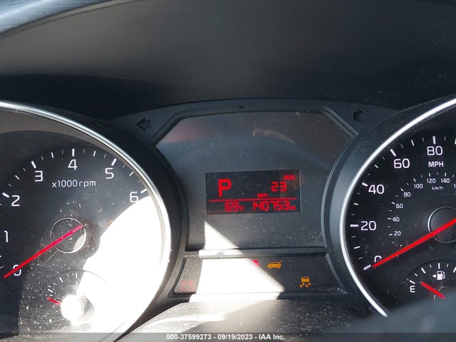 KIA SEDONA LX 2015 KNDMB5C17F6033869 Image 7