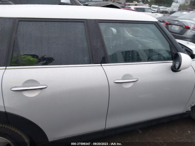 WMWXU1C53G2D09640 Mini COOPER HARDTOP 4 DOOR