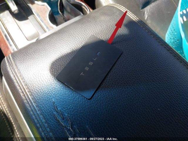 5YJ3E1EA9LF632829 Tesla Model 3 Standard Range