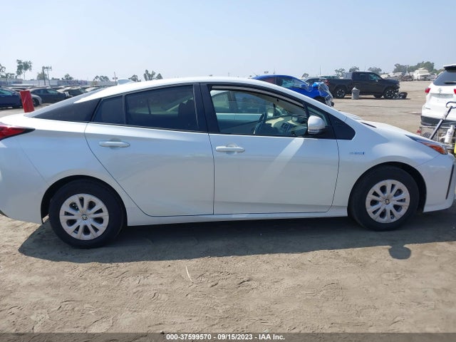 Toyota Prius L 2022 JTDKAMFU0N3168881 Image 13