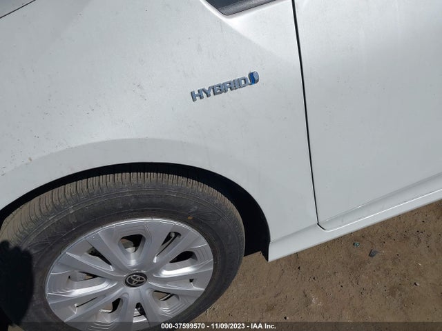 Toyota Prius L 2022 JTDKAMFU0N3168881 Image 6