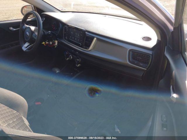 3KPA24AD8LE335199 KIA RIO LX