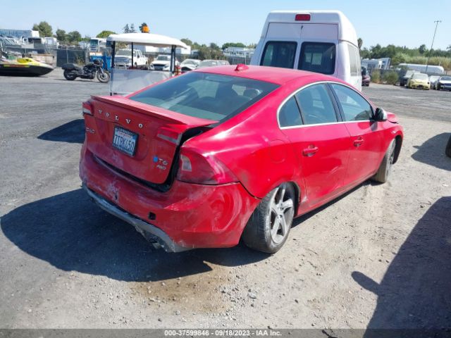 YV1902TS0F1340276 Volvo S60 T6 R-design Platinum