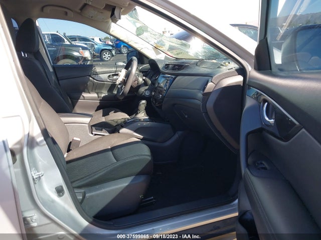 2017 NISSAN ROGUE S VIN: KNMAT2MT9HP557309