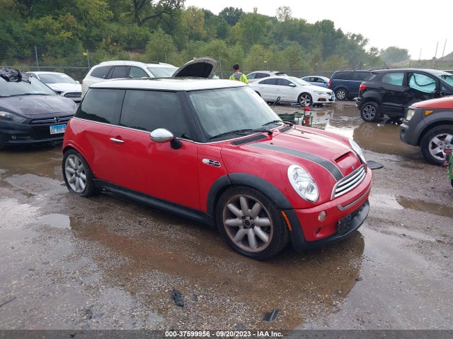 2005 MINI COOPER S WMWRE33415TD90704 Photo 0