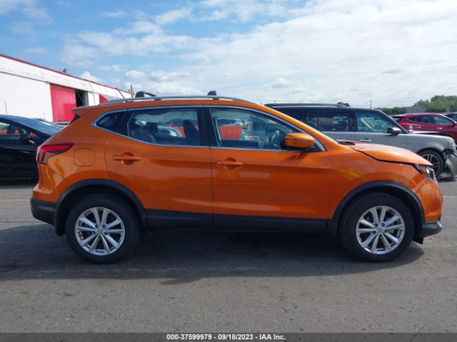JN1BJ1CP5HW030661 Nissan Rogue Sport Sv