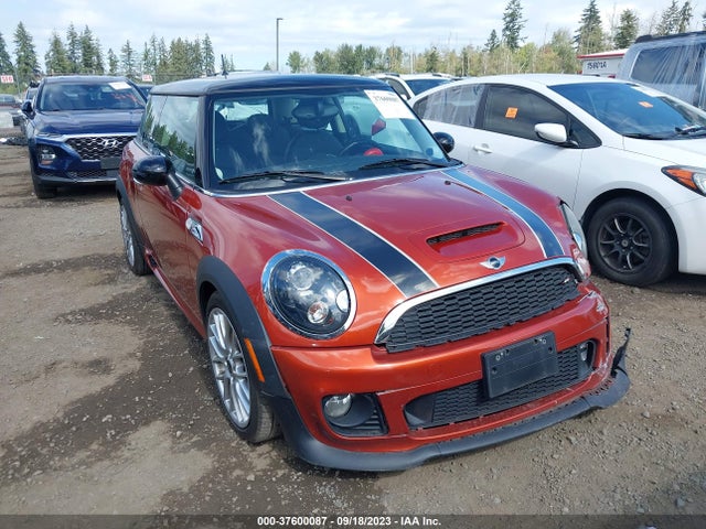 2011 MINI COOPER HARDTOP WMWSV3C59BTY24399