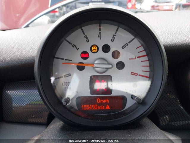 2011 MINI COOPER S WMWSV3C59BTY24399 Photo 6