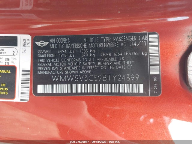 2011 MINI COOPER S WMWSV3C59BTY24399 Photo 8