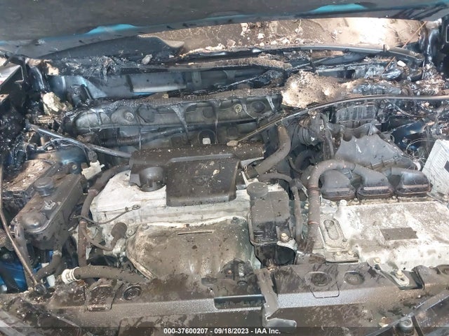 Toyota RAV4 HYBRID 2018 JTMRJREV7JD174672 Image 10