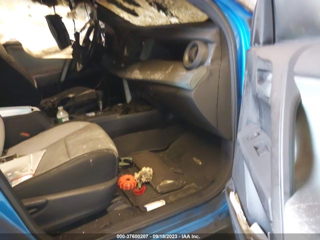 Toyota RAV4 HYBRID 2018 JTMRJREV7JD174672 Image 5
