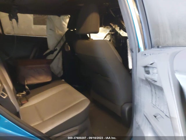 Toyota RAV4 HYBRID 2018 JTMRJREV7JD174672 Image 8